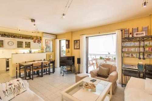 Nea Smirni Apartment | Stylish Apartment in the Heart of Nea Smyrni