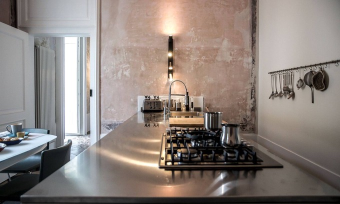 Ortigia Apartment | Elegant Apartment with Ocean View in Historic Ortigia