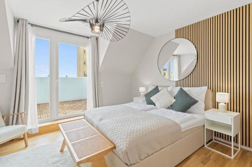 Donaustadt Apartment | Stylish Apartments Near U1 Kagraner Platz - Family Friendly