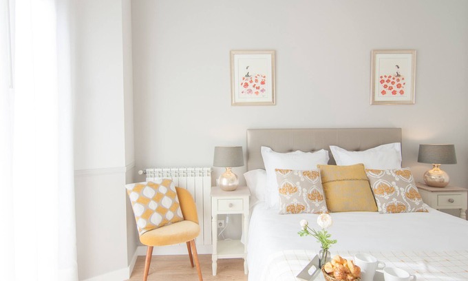Palacio Apartment | Top-Rated Stylish Apartment in La Latina with Spa Amenities