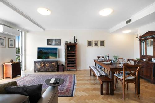 Balmain House | Stylish Balmain Townhouse with Pool & City Views