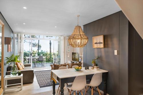 Selection Beach Apartment | Beachscapes 8 Mallorca: Oceanfront Retreat with Pool