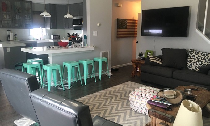 North Beach Haven House | Elegant Brant Beach Oceanside Retreat with Ocean View & Pool