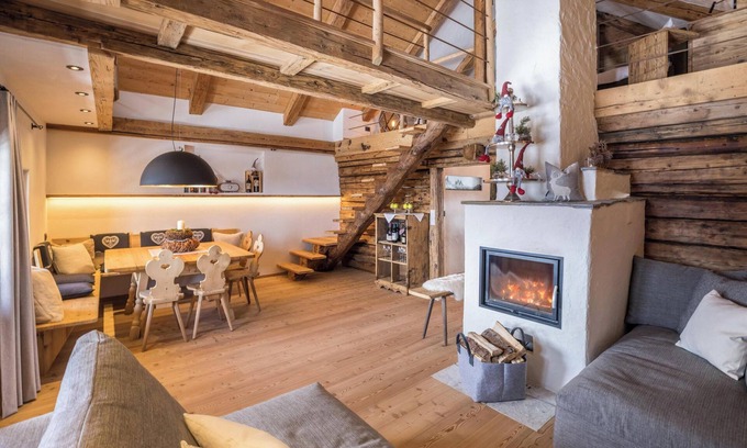 Sorafurcia Ski Chalet | Elegant Chalet "Obereggeralm" with Mountain Views & Garden