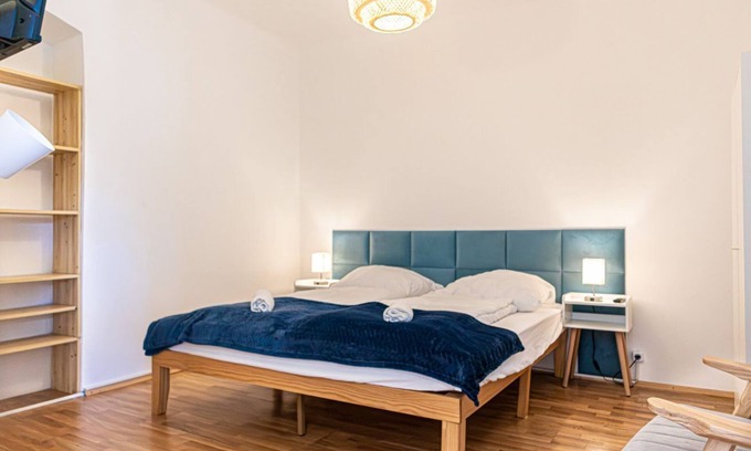 Ottakring Apartment | Convenient Studio Apartment with Kitchen Near Top Attractions