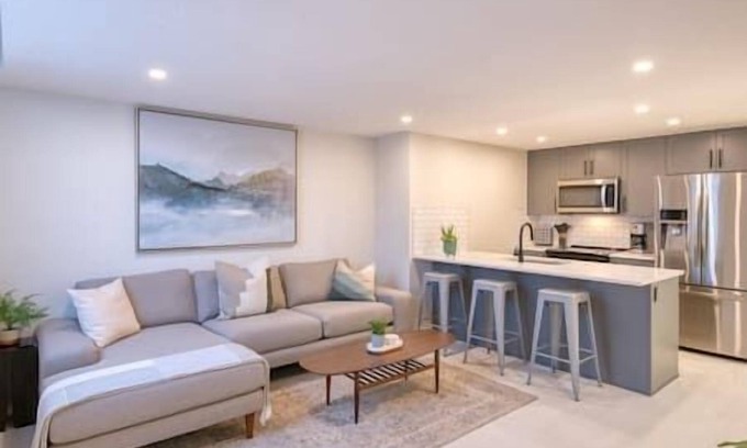 Northwest Calgary Apartment | Stylish & Comfy Mountain Escape King Bed 1 Hour from Banff National Park