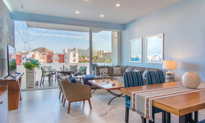 El Medano Ejidal Condo | Prime Condo Marea #302: Steps from Medano Beach & Town