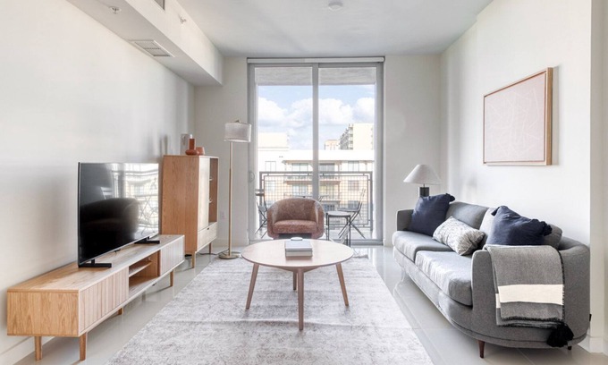 Coral Way Apartment | Modern Coral Gables 1BR with Pool, Near Miracle Mile