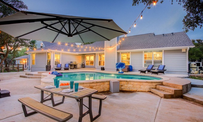 Henly House | Dripping Springs Renovated Retreat with Pool & Spa Amenities