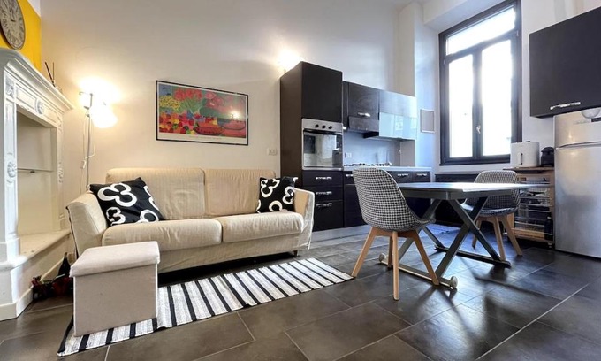 Navigli Apartment | Stylish Duplex on Two Levels 15 Mins from Duomo