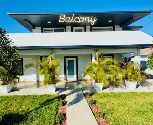 Hialeah Apartment | Stylish Escape by Miami International Airport