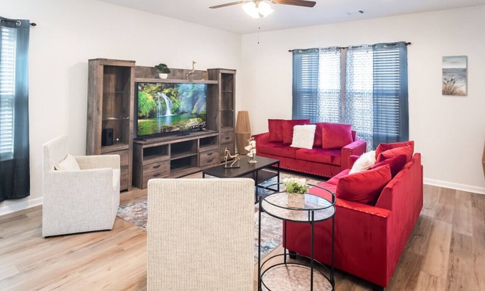 Highlands - Perkins House | Ideal Stay at The Tigers Lair near LSU - Baton Rouge