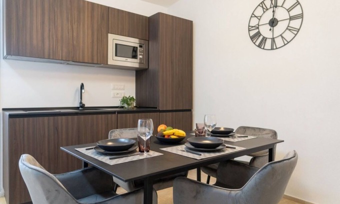 Eastern Sicily Apartment | Stylish Flat in Historic Ortigia