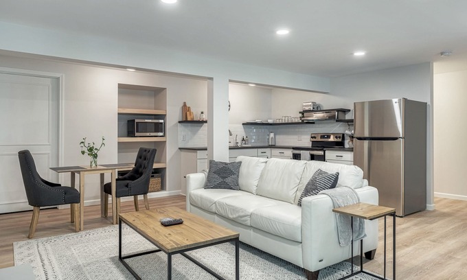 Wright City Apartment | Rated 10/10: Stylish Guest Apartment with Pool & Breakfast