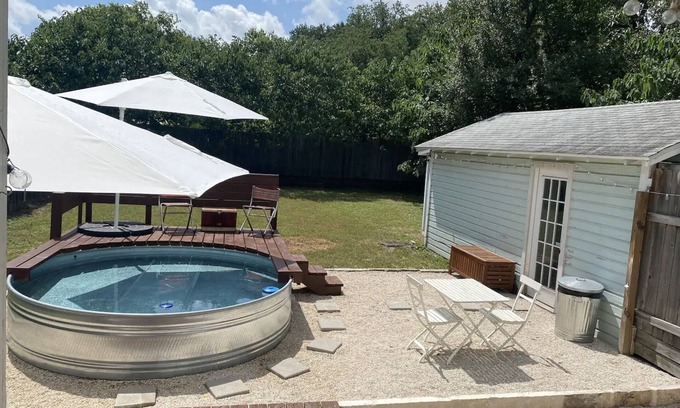 South Lamar House | Inviting Home with Pool and Large Yard in Central Austin