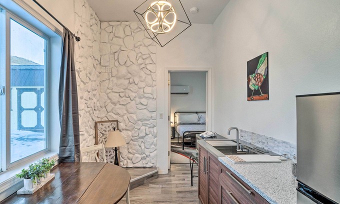 Altamont Apartment | Modern Klamath Falls Unit Steps from OIT with Spa Access