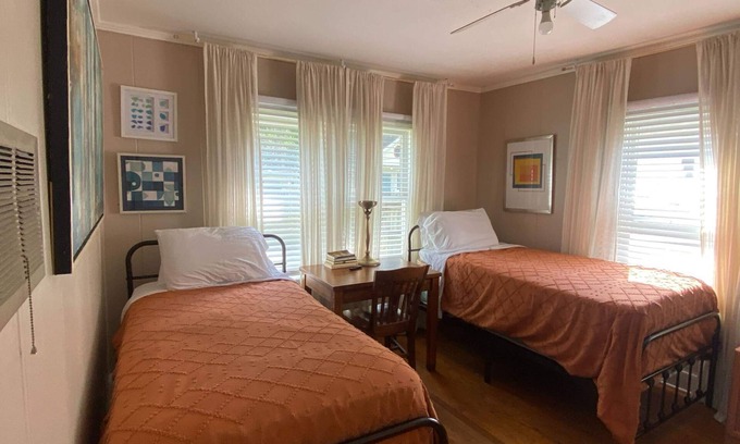 Freetown - Port Rico Apartment | Inviting City Unit with Breakfast and Family-Friendly Amenities