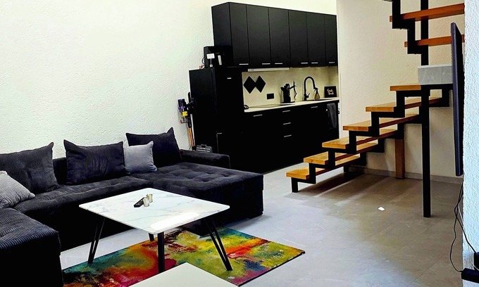 Erzhausen Apartment | Stylish loft apartment with workspace - quiet location in the Rhine-Main area