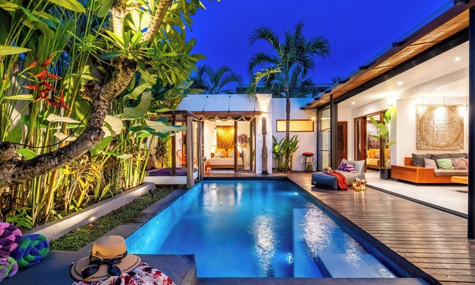 Kerobokan Villa | Relaxing 3-Bedroom Retreat with BBQ, Pool & Ocean Views