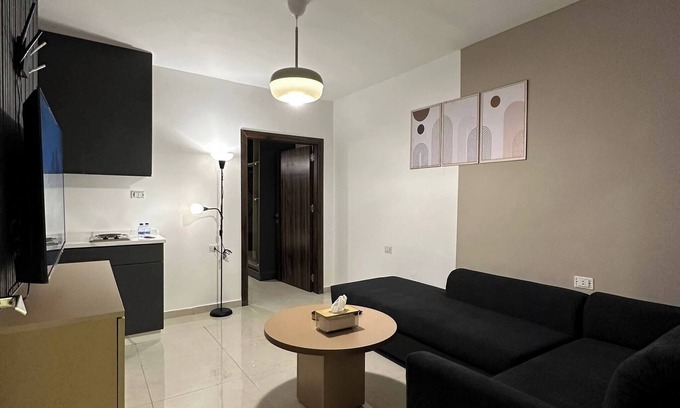 Amman Apartment | Elegant Luxe Apartment with Pet-Friendly Amenities