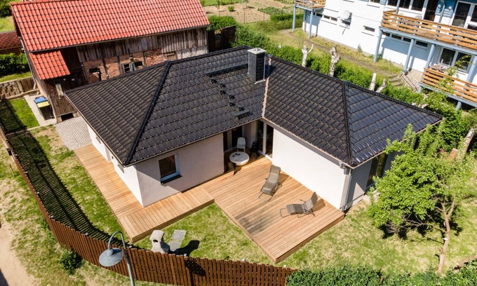 Muritz House | Discover Schilfblick Vacation Home with Lake View & Amenities