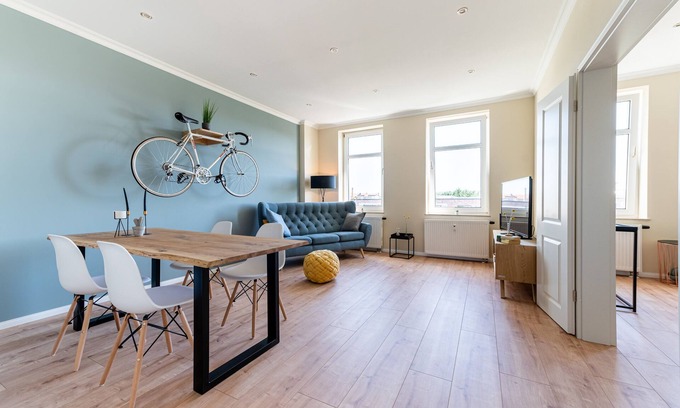 Dresden Apartment | Stylish 2-Bedroom Apartment Steps from the Elbe & City Center