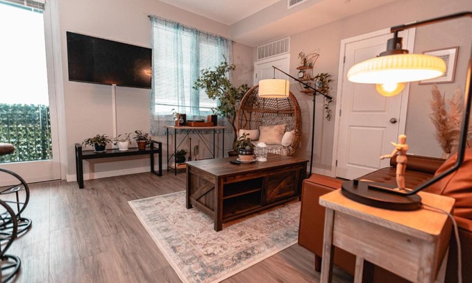 Jefferson Manor Apartment | Stylish Pet-Friendly Retreat with Balcony, Gym & Pool