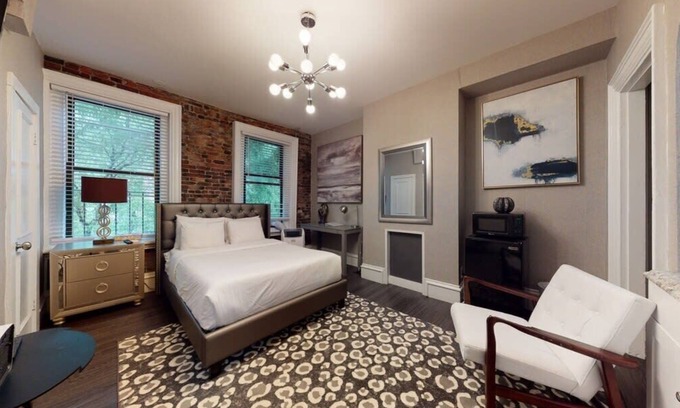 Bay Village Apartment | Trendy Private Studio with Kitchen in Boston - 8.6/10 Rated
