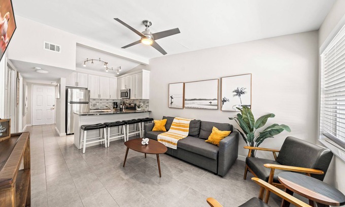 Orlando Beach Condo | Stylish Riverfront Villa W/Private beach access, Fire Pit, & BBQ Grills