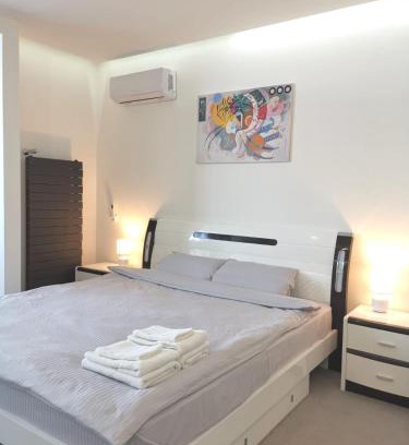Mykolaiv Apartment | Stylish Apartments on Lazurna Street with River Views
