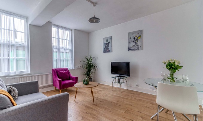 Camberwell Apartment | Stylish Scandi Flat in Camberwell - 10/10 Guest Rated