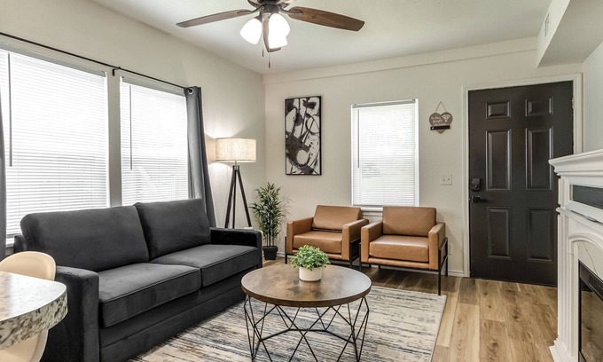 Bartlesville Apartment | Modern Retreat: Guest Rated 10/10 with Family-Friendly Amenities