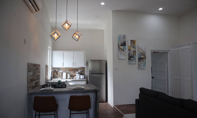 Corinthe Apartment | Stylish spot between Castries & Rodney Bay, near beach, dining & nightlife
