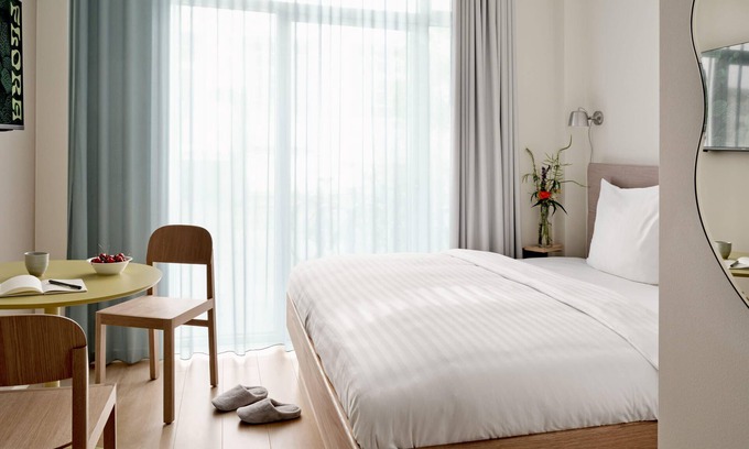 Amager Apartment | Modern Studio Retreat for Two in Central Amager