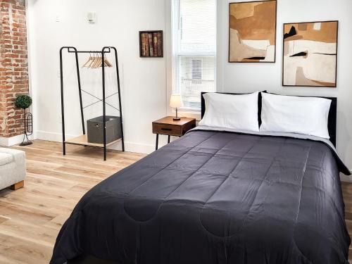 Bristol Apartment | Modern Studio Retreat in Bristol - 10/10 Guest Rated!
