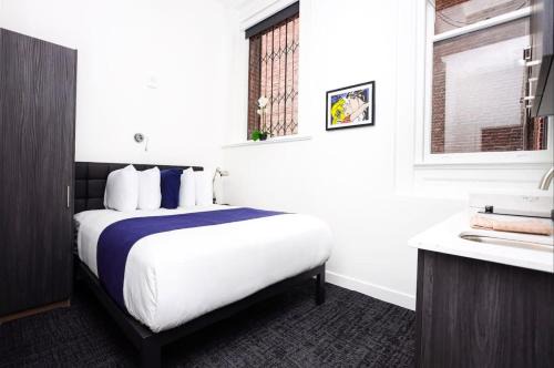 Fenway–Kenmore Apartment | Modern Studio in Fenway Neighborhood - 4-Star Comfort