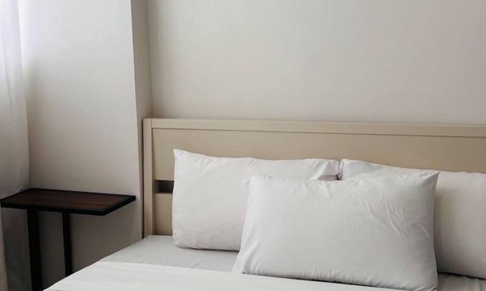 Mandurriao Apartment | Stylish Studio Retreat in WV Towers