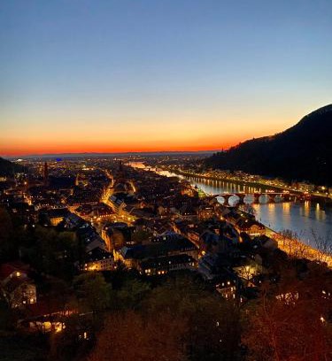 Heidelberg City Centre Apartment | Charming OldTown Apartment with Free Parking & Ocean Views