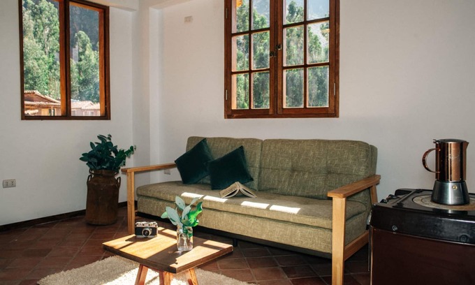 Huaran Apartment | Modern Suite with Terrace in Scenic Sacred Valley