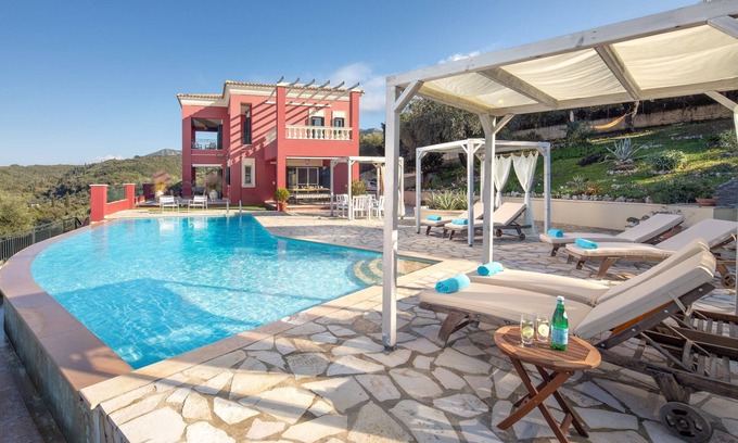 Sfakera Villa | Regina Rossa: Stylish Villa with Panoramic Ocean Views