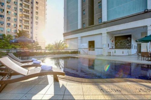 Jacarepagua Hotel | Pet-Friendly Suite at Quality Barra with Pool & Restaurant