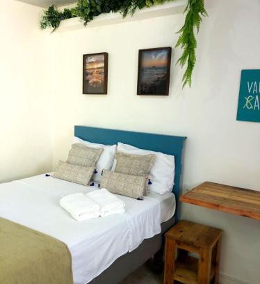 Sao Cristovao House | Vibrant Oceanfront Suite in Cabo Frio - Guest Rated 10/10