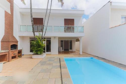 Campo Belo House | Cozy Suite in São Paulo with Pool & Family-Friendly Vibe