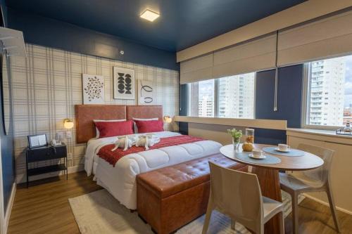 Bela Vista Hotel | Inviting Apartments in São Paulo with Pool and Ocean Views