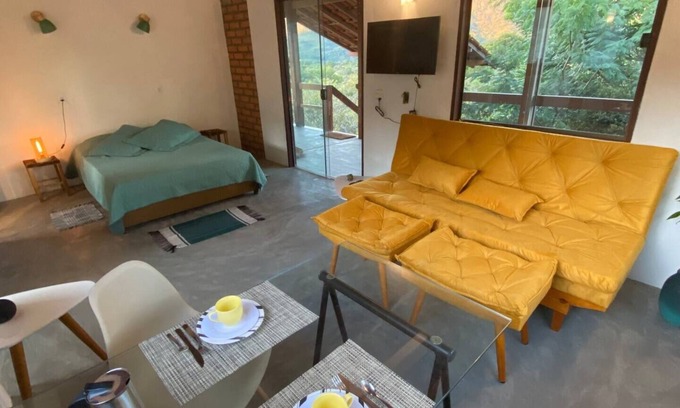 Palmeiras House | Relaxing Stay at Suíte Mel do Capão with Spa & Hot Tub