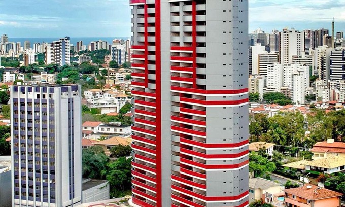 Caminho das Arvores Apartment | Private Suite at Hotel with Pool & Hot Tub Amenities