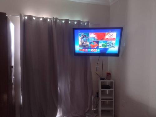 Parque BH Industrial Apartment | Suíte privativa, aconchegante e arejada