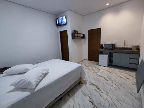 Cananeia Apartment | Cozy Studio Suite in Historic Center, Steps from the Ocean