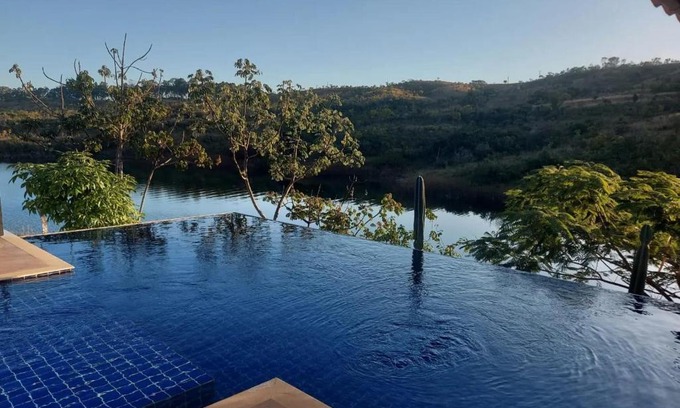 Capitolio House | Discover Suítes Canaã: Oceanfront Suites with Pool & Spa