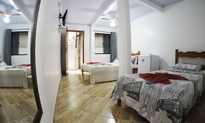 Ilha Grande Hotel | Relaxing Retreat at Suítes Cantinho da Pedra with Spa